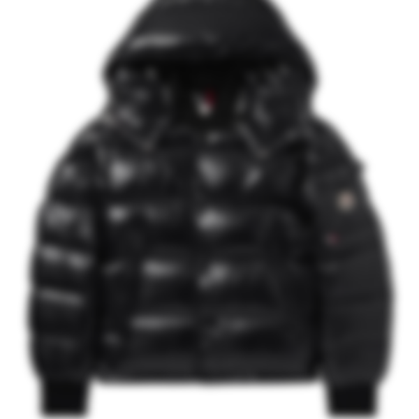 image_2025-11-21_154547681-Photoroom_872e93c3-27a5-47b5-b90f-282fdb8015b7-1-blur